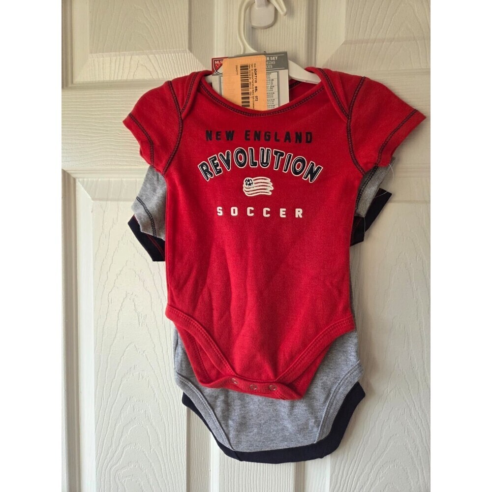 MLS New England Revolution NWT Baby 0-18M Set 3pc Bodysuits Soccer 100% Cotton